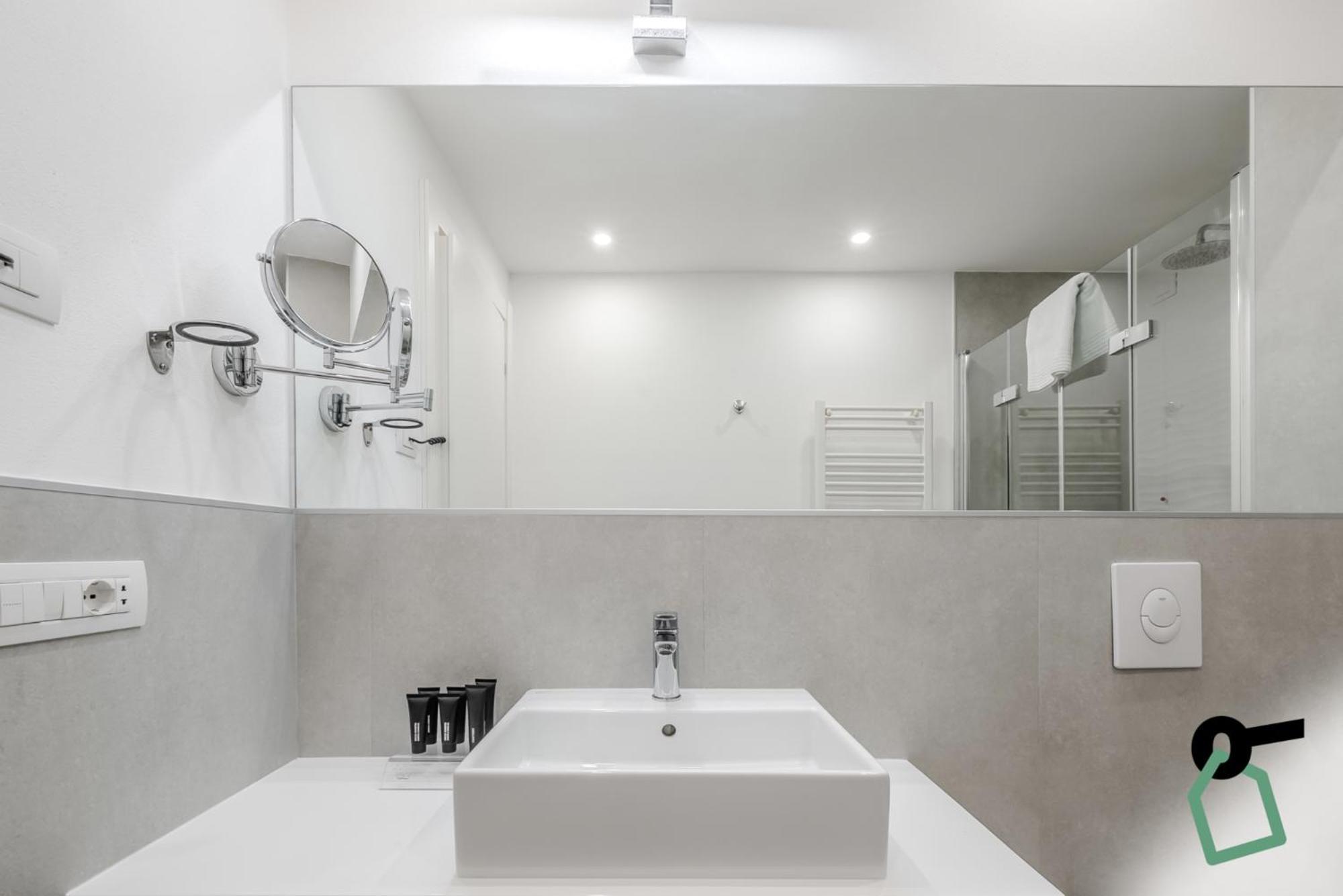 Hotiday Room Collection - Tirrenia Luaran gambar