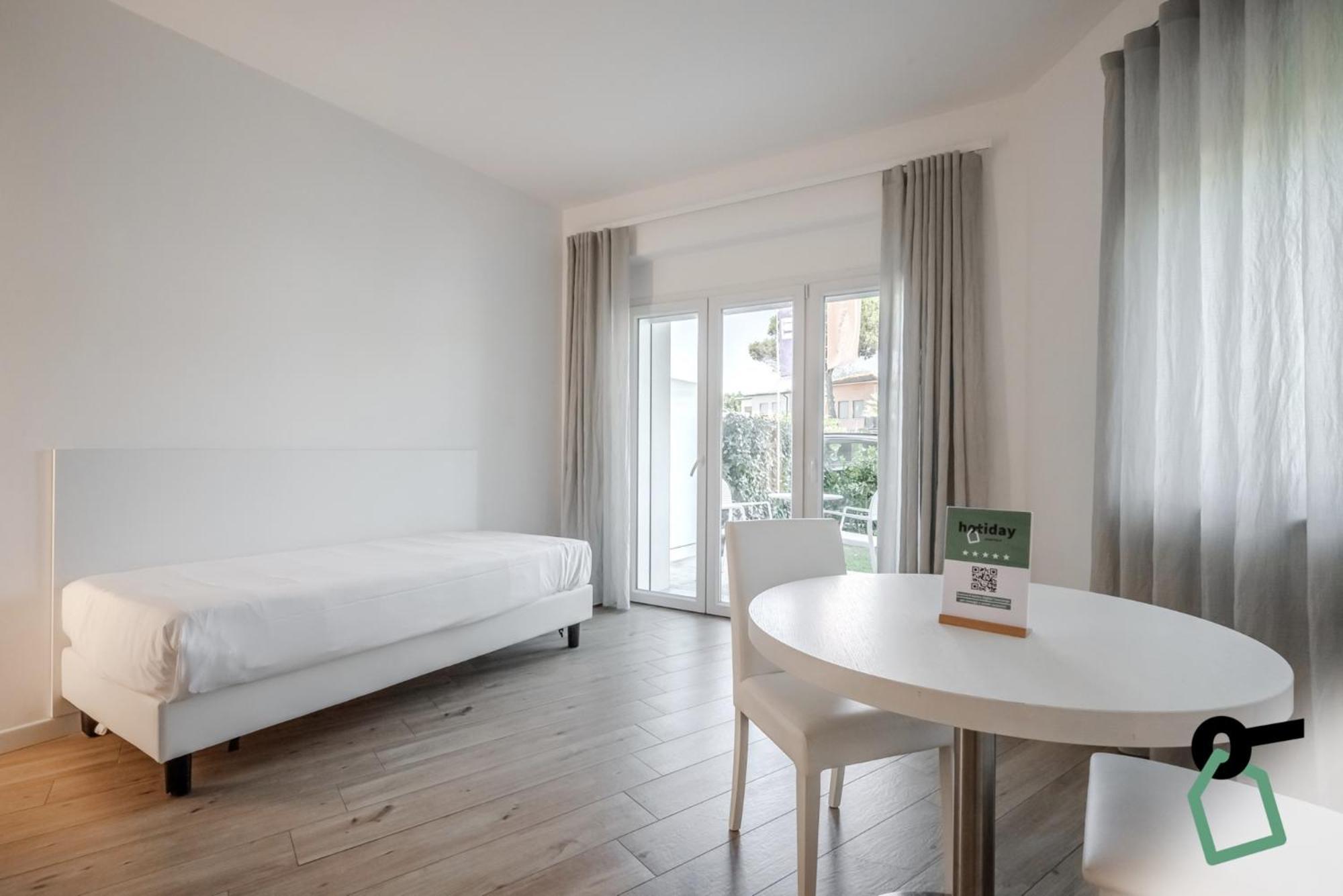 Hotiday Room Collection - Tirrenia Luaran gambar